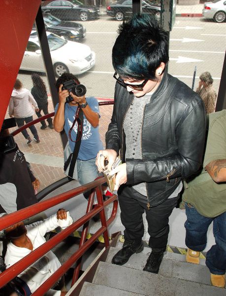 adamlambert-quween7