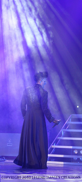 913498306_popoj-l-adam-lightlove-adam