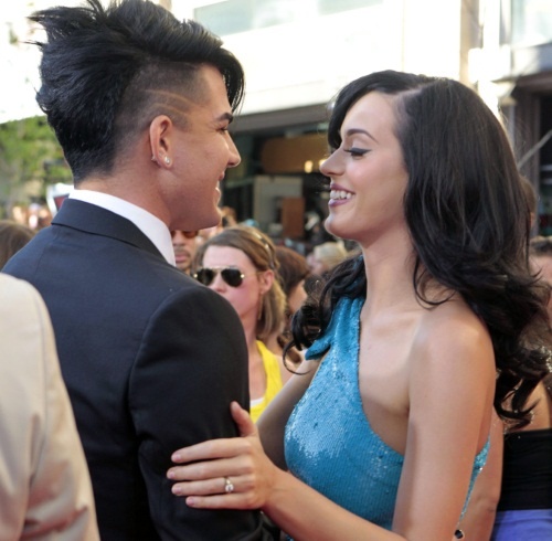 singer-katy-perry-greets-fellow-musician-adam-lambert-the-2010-muchmusic-video-awards-toronto4